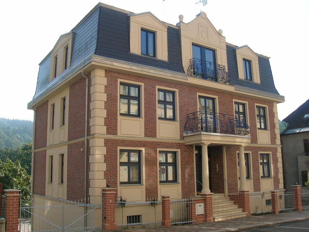 Apartments Merlin Mariánské Lázně Exteriör bild